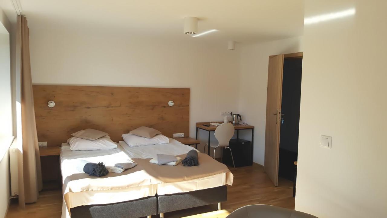 Wodnik Uslugi Hotelarskie, Apartamenty Rowy  Exterior photo